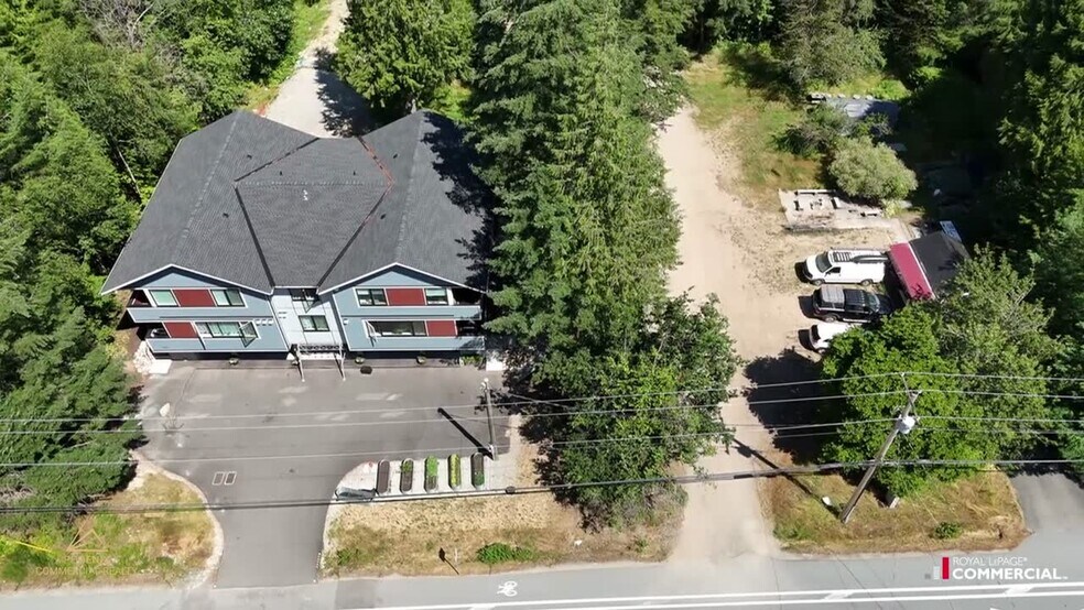 Primary Photo Of 1499 Depot Rd, Squamish Apartments For Sale