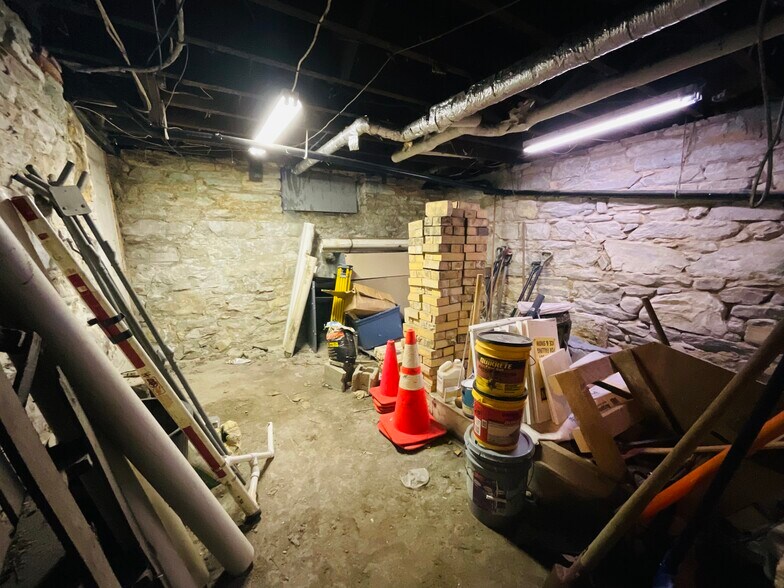 More Photos Of 179 1st St, Pittsfield Office Residential For Sale