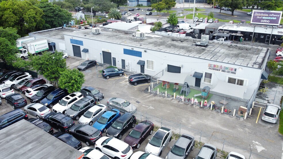 More Photos Of 3100 NW 27th Ave, Miami Manufacturing For Lease