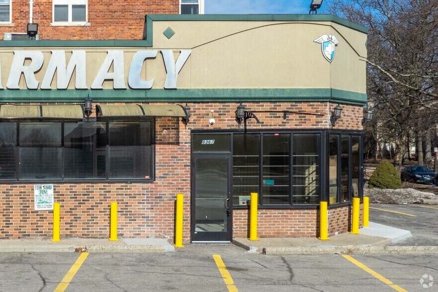 More Photos Of 8367 E Jefferson Ave, Detroit Drugstore For Lease