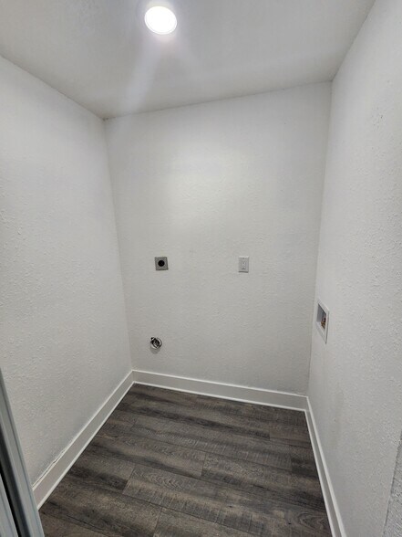 More Photos Of , Bradenton Multifamily For Sale