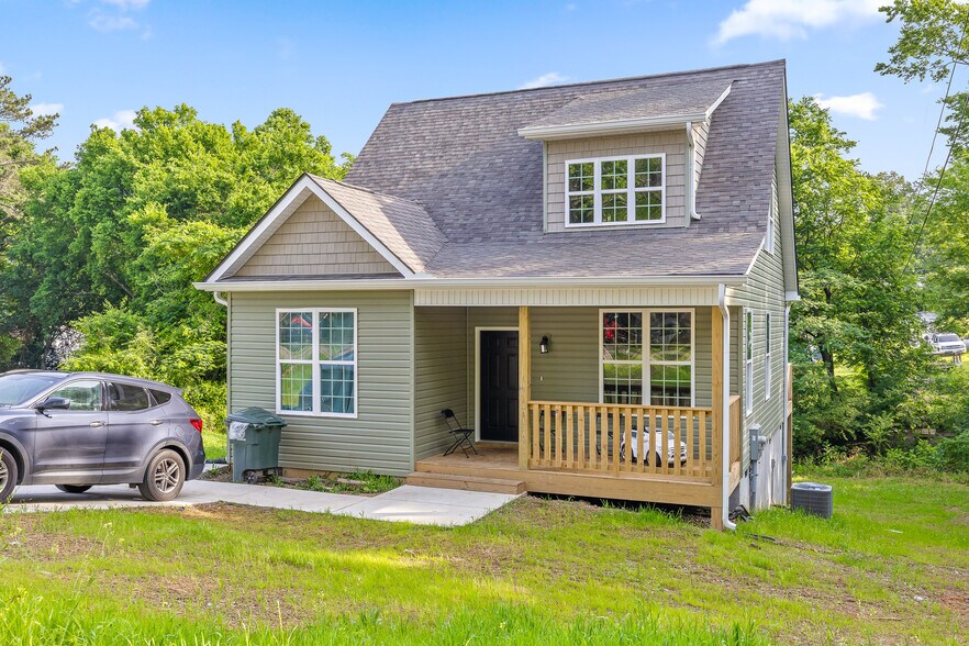 More Photos Of , Chattanooga Specialty For Sale