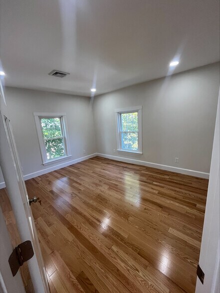 More Photos Of 683 Main St, Norwell Loft Creative Space For Lease