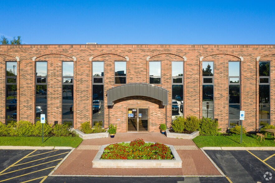 More Photos Of 625 N North Ct, Palatine Unknown For Lease