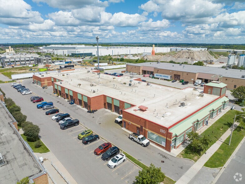 More Photos Of 110 Ironside Cres, Toronto Flex For Sale