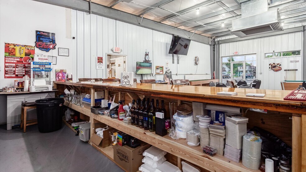 More Photos Of 34 Potters Ln, Roseville Restaurant For Sale