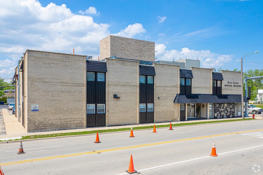 Primary Photo Of 9150 Crawford Ave, Skokie Medical For Lease