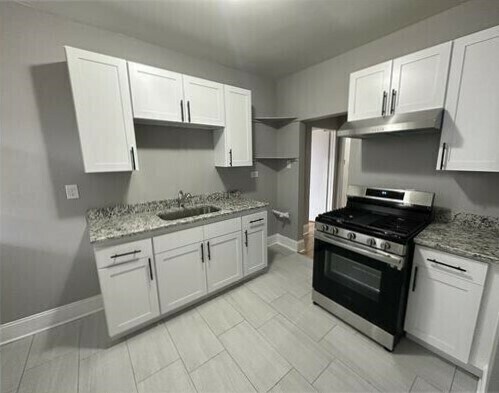 More Photos Of 7600 S Phillips Ave, Chicago Apartments For Sale