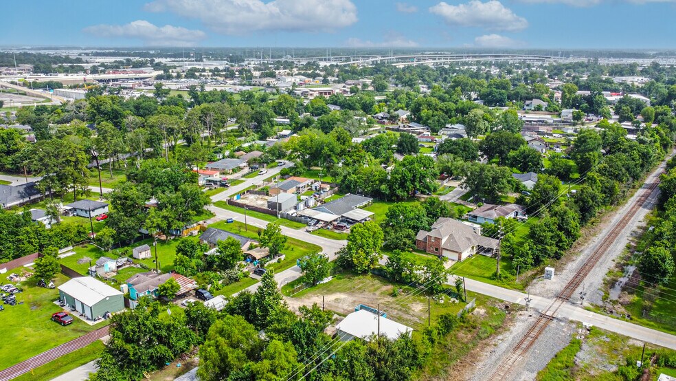 More Photos Of 14133 Ravendale Rd, Humble Warehouse For Sale