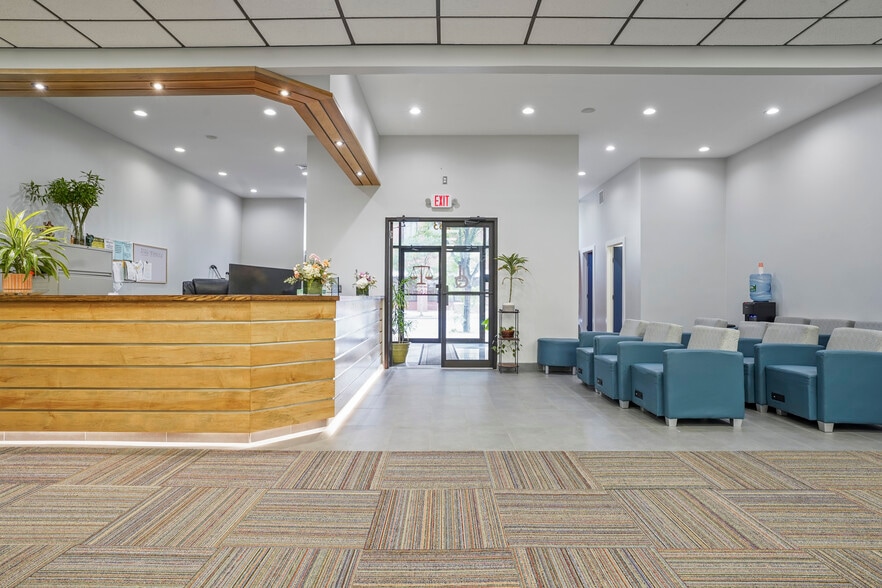 More Photos Of 283 N Broad St, Elizabeth Freestanding For Lease
