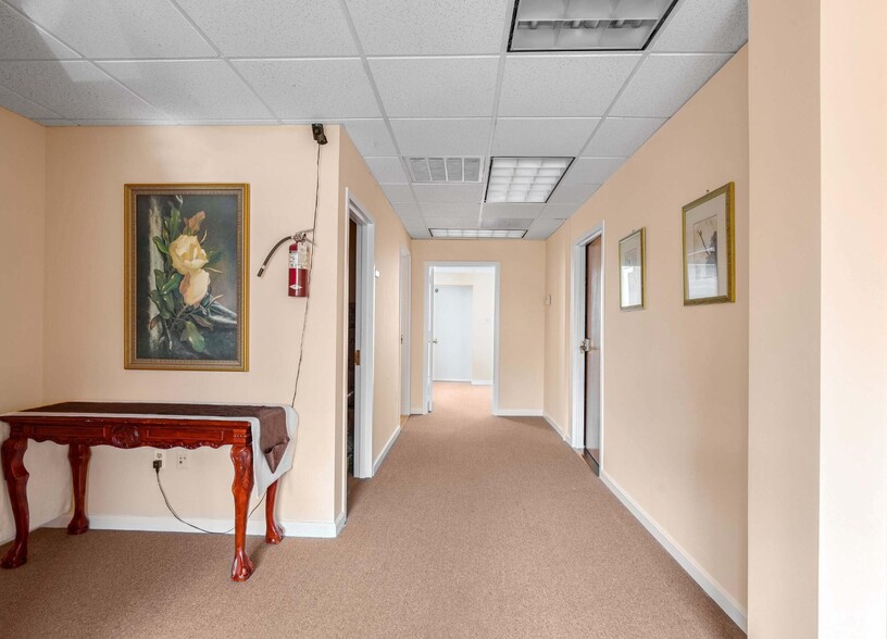 More Photos Of 1420 Prince St, Alexandria Office For Lease