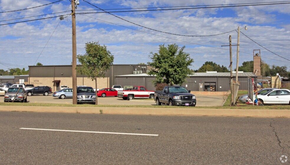 More Photos Of 2910 S Glenn Ave, Oklahoma City Manufacturing For Lease