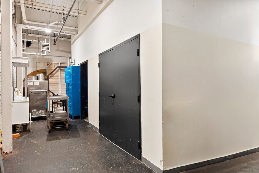 More Photos Of 132 Broadway, Schenectady Apartments For Sale