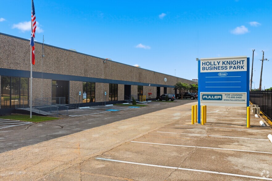 More Photos Of 8303-8317 Knight Rd, Houston Warehouse For Lease