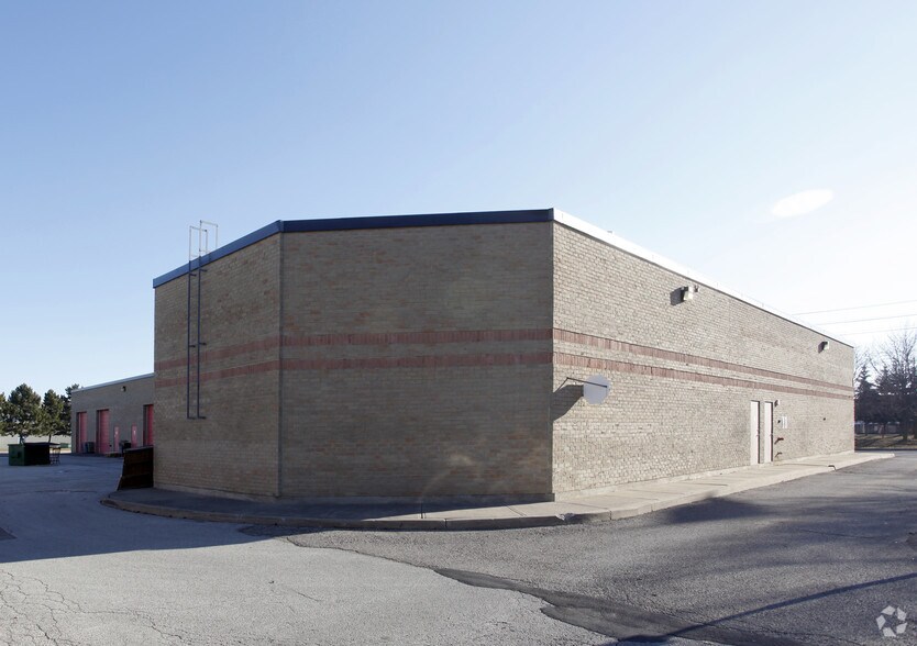 More Photos Of 2500 Williams Pky, Brampton Warehouse For Sale