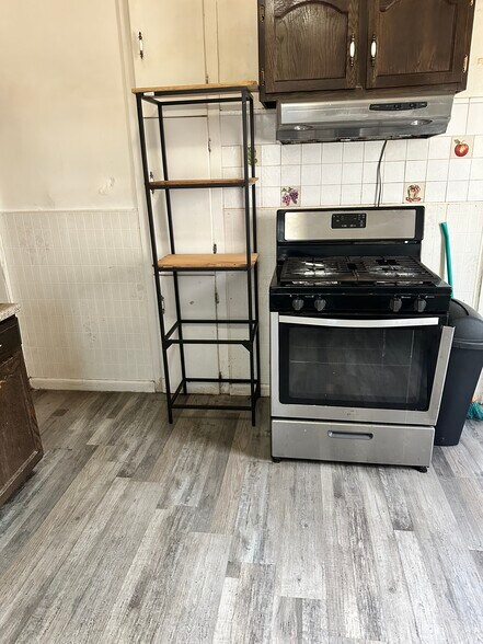 More Photos Of , Bridgeport Unknown For Sale