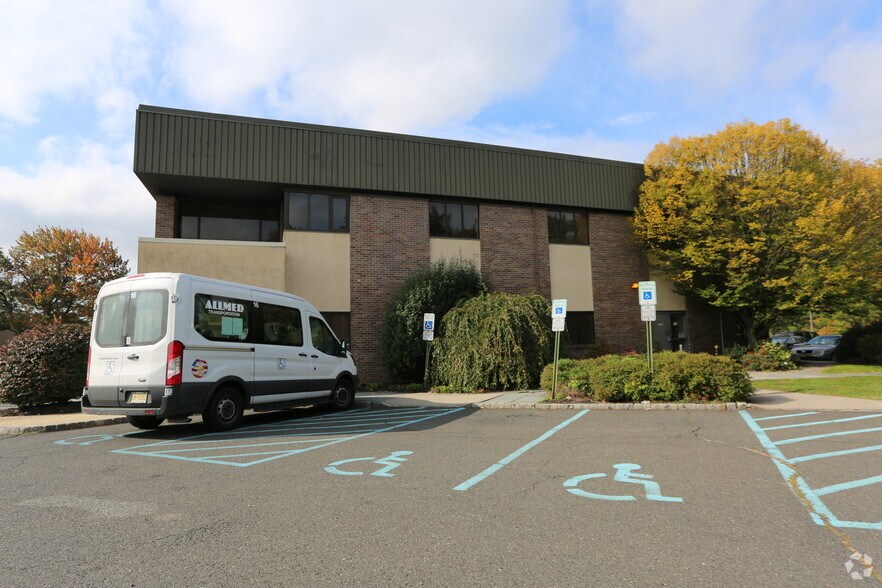 More Photos Of 1132 Spruce Dr, Mountainside Medical For Sale