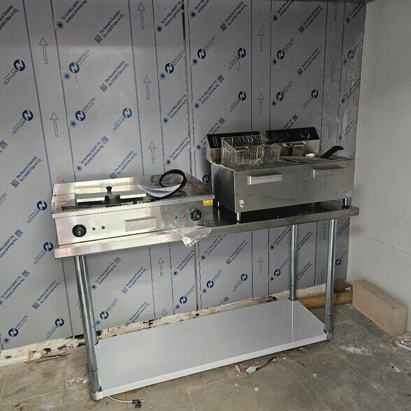 More Photos Of 1116 Gentry Pkwy, Tyler General Retail For Lease