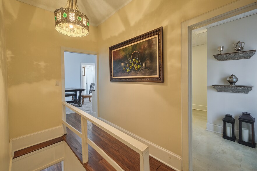 More Photos Of 76 S Main St, New Hope Storefront Retail Residential For Sale