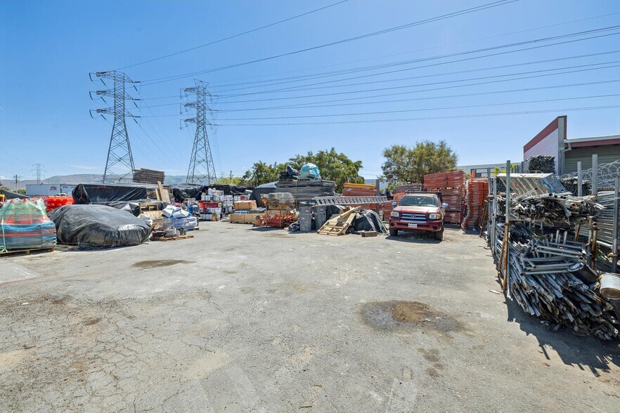 More Photos Of 5560 Boscell Common, Fremont Warehouse For Sale