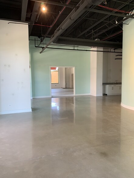 More Photos Of 2380 Esplanade Dr, Algonquin Office For Lease