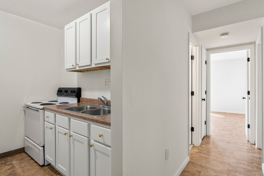 More Photos Of 7500 Prince Cole Ct, Manassas Apartments For Sale