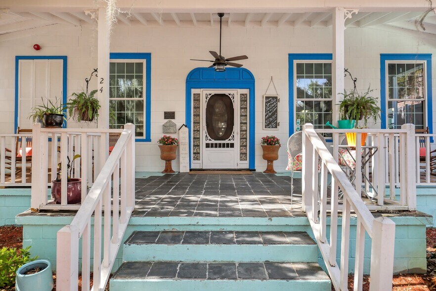 More Photos Of 24 Van Horne Ave, Tybee Island Hospitality For Sale