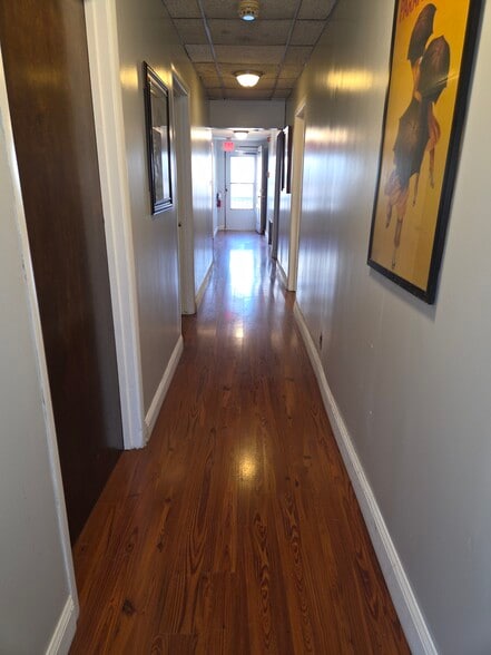 More Photos Of 683 Kearny Ave, Kearny Office For Sale