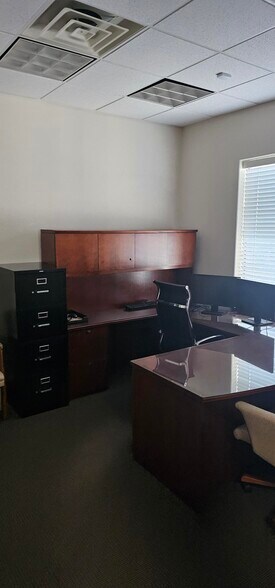 More Photos Of 7006 S Alton Way, Englewood Light Manufacturing For Lease