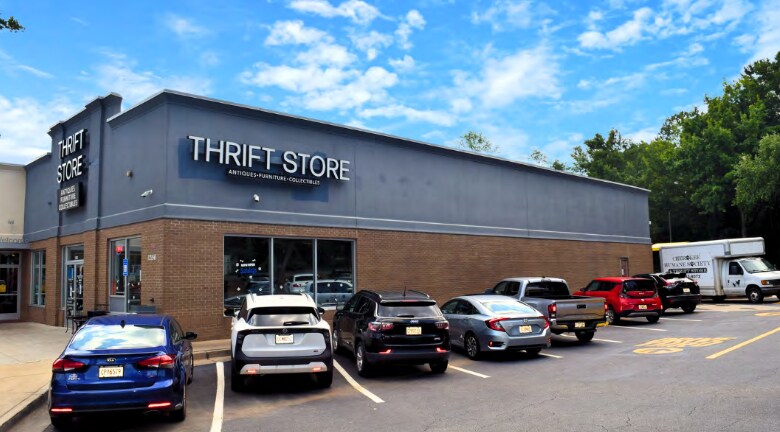 More Photos Of 12154-12156 Highway 92, Woodstock Storefront For Sale