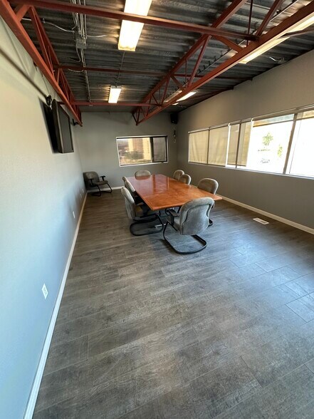 More Photos Of 8030 Franklin Av, Fort McMurray Industrial For Sale