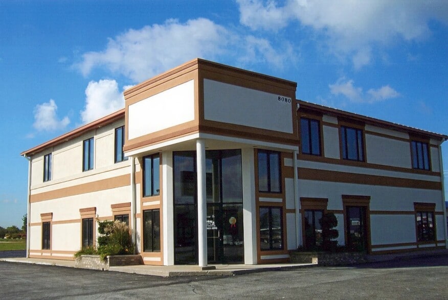 More Photos Of 8080 E 109th Ave, Crown Point Office Residential For Lease