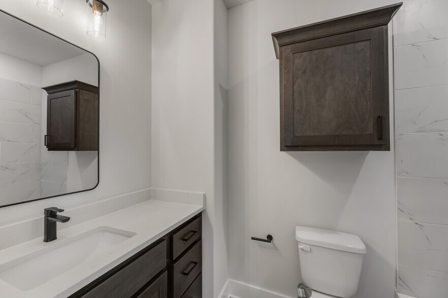 More Photos Of 514 Deacon Dr W, College Station Apartments For Sale