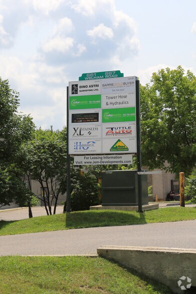 More Photos Of 667 Welham Rd, Barrie Warehouse For Lease