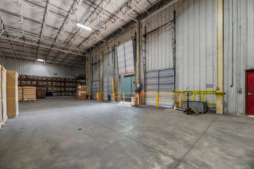 More Photos Of 197 Bosch Blvd, New Bern Warehouse For Lease