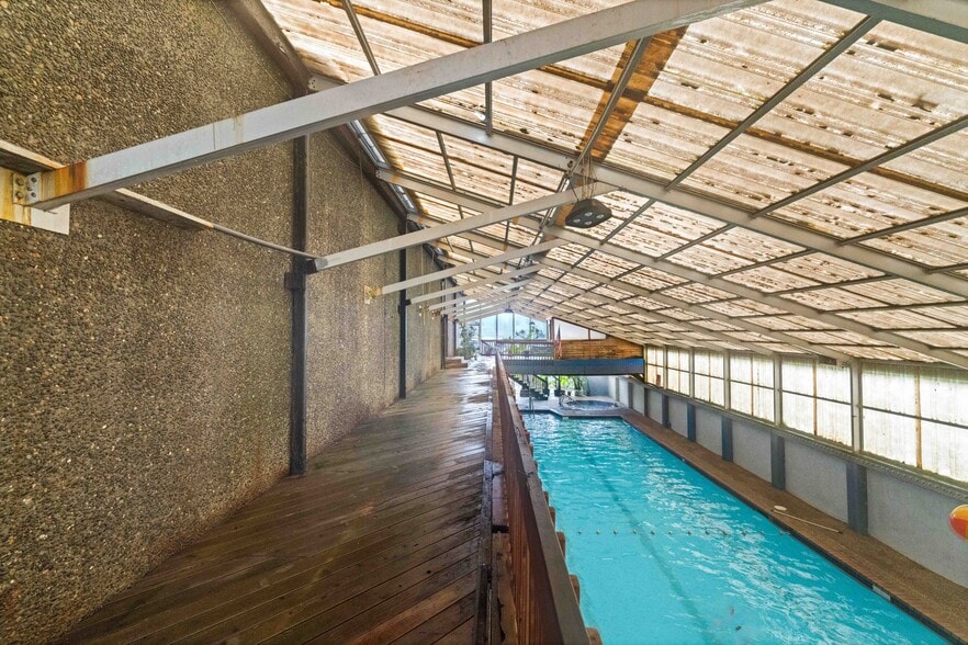 More Photos Of 985 Newmark Ave, Coos Bay Health Club For Sale