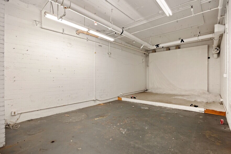More Photos Of 3150 E 46th St, Los Angeles Loft Creative Space For Lease