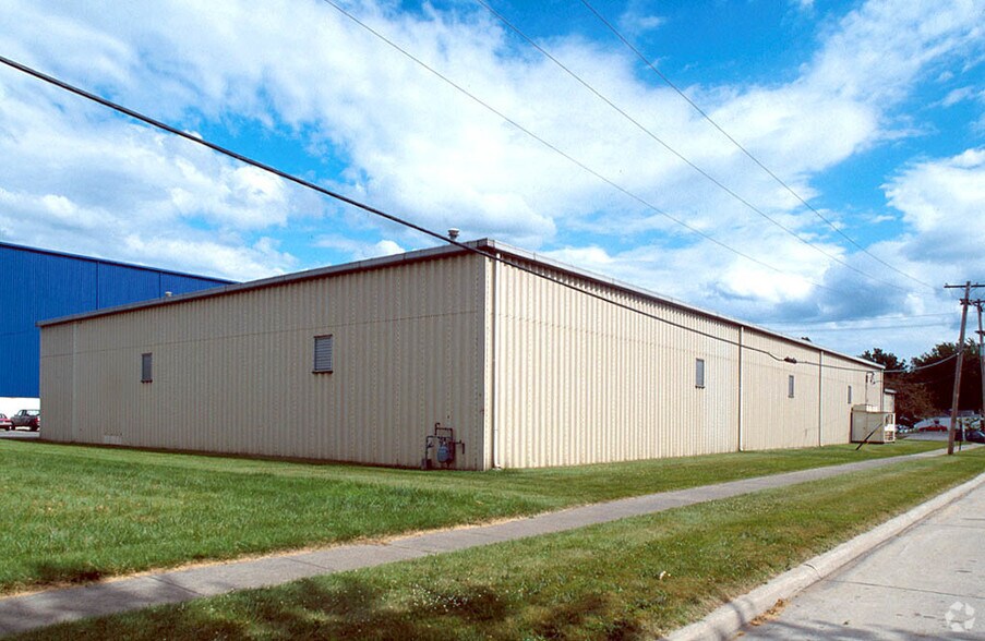 26960 Van Born Rd, Dearborn Heights, MI 48125 Warehouse For Sale