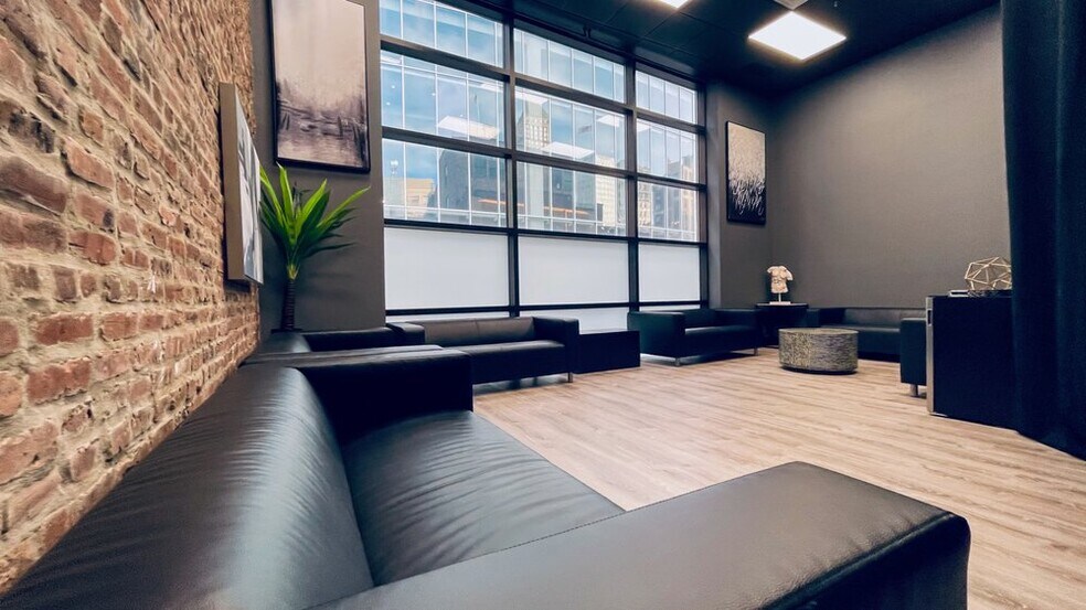 More Photos Of 45-53 Edison Pl, Newark Loft Creative Space For Lease