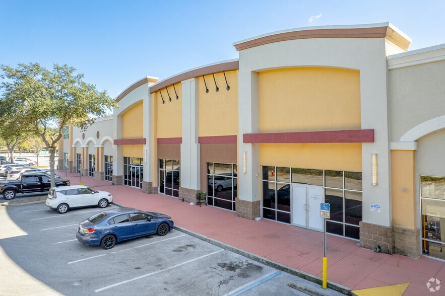 More Photos Of 9598 SW 114th St, Ocala General Retail For Sale
