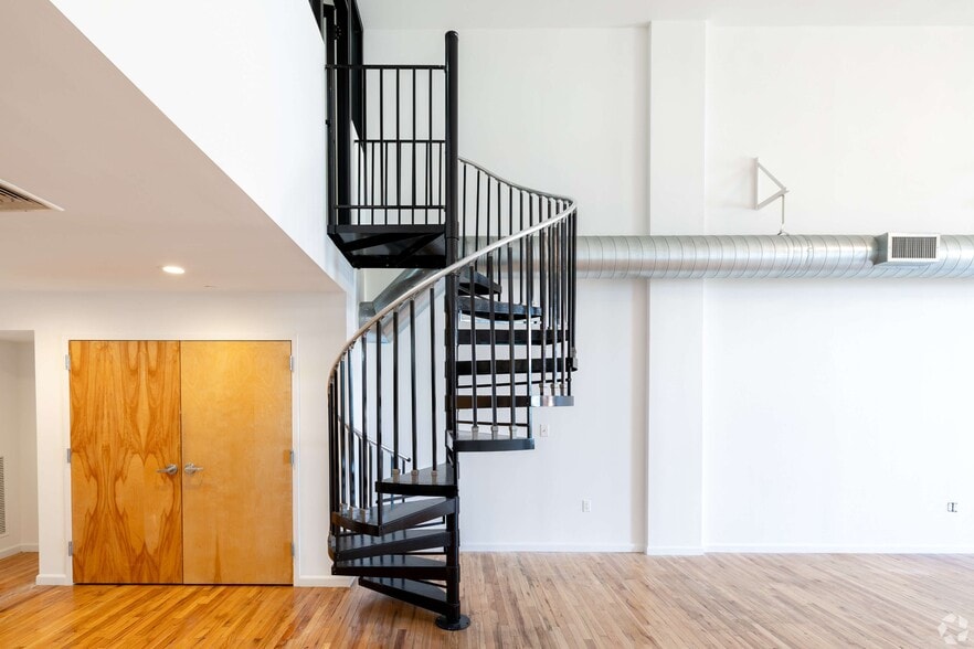 More Photos Of 92 Main St, Yonkers Apartments For Lease