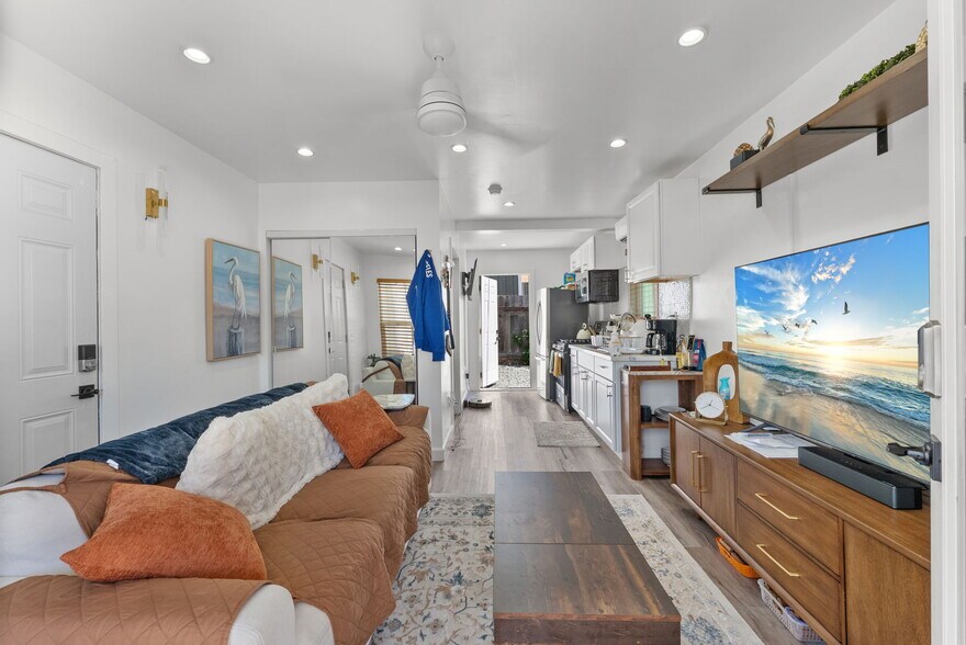 More Photos Of 829 11th St, Imperial Beach Apartments For Sale