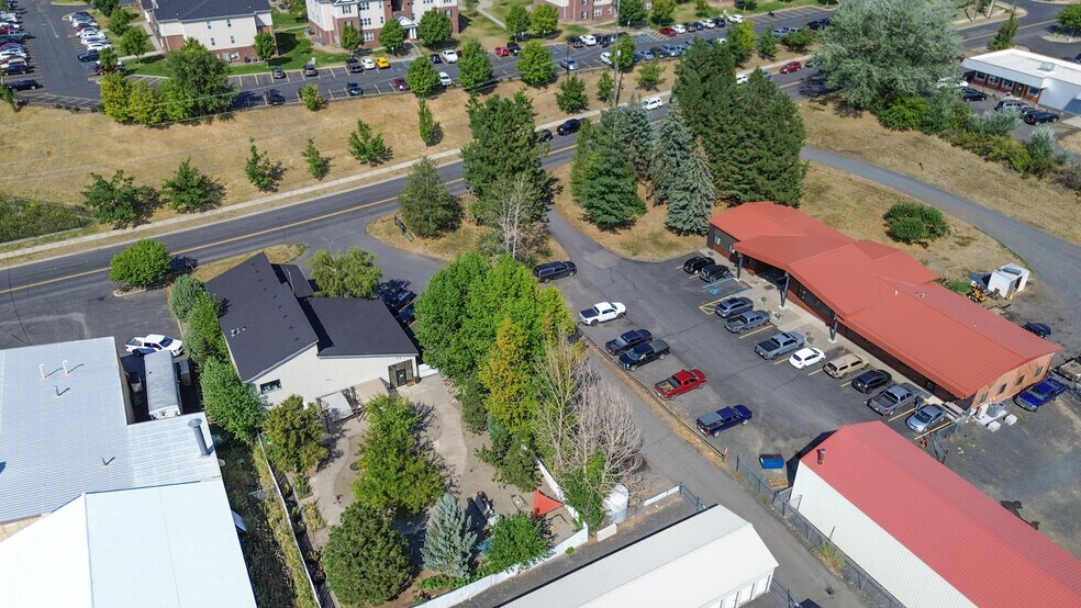 More Photos Of 225 E Palouse River Dr, Moscow Loft Creative Space For Sale