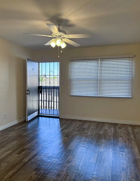 More Photos Of 4053-4055 Hamilton St, San Diego Apartments For Sale