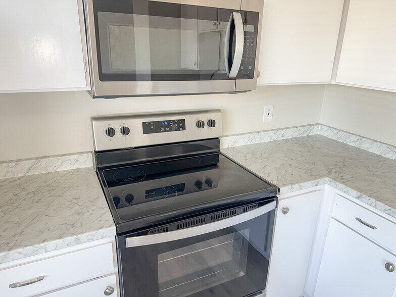 More Photos Of 126 E 1st North St, Mesquite Multifamily For Sale