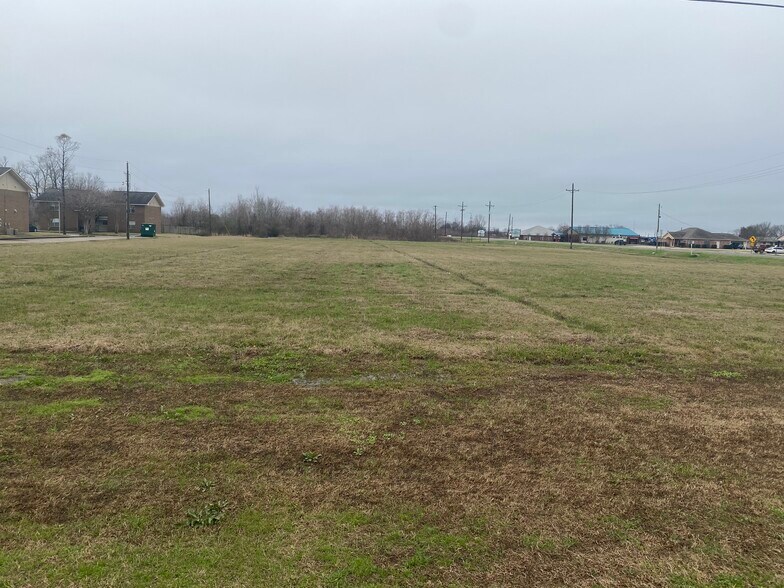 More Photos Of Highway 84 @ Logan Sewell Drive, Vidalia Land For Sale