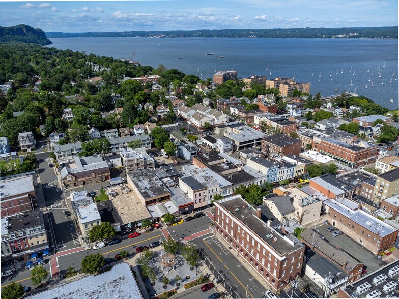 More Photos Of 100 Main St, Nyack Apartments For Lease