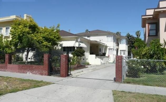 More Photos Of 122-126 1/2 S Berendo St, Los Angeles Apartments For Sale
