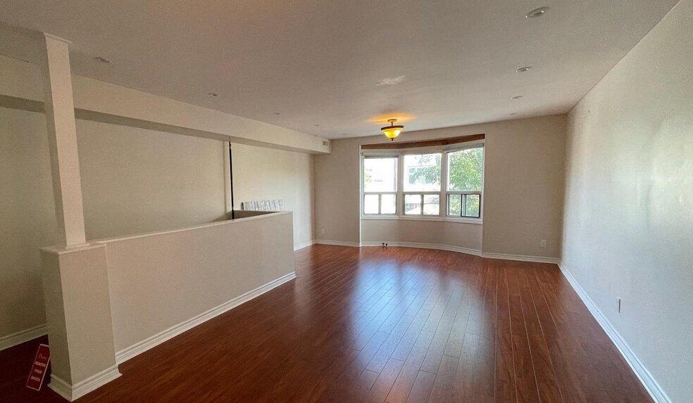 More Photos Of 467 Danforth Ave, Toronto Storefront Retail Residential For Sale