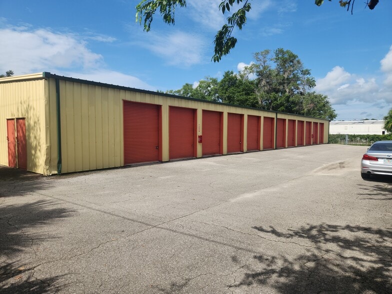 More Photos Of 14709 NW 129th Ter, Alachua Self Storage For Sale